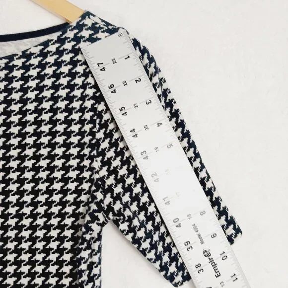 Lauren Ralph Lauren, Black & White Houndstooth Short Sleeve Cotton Top, Medium - Picture 11 of 13